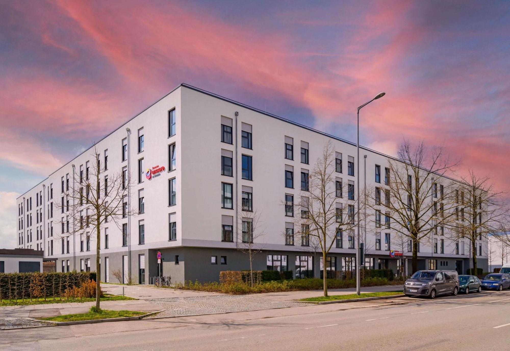 Ramada Encore By Wyndham Munich Messe Hotel Exterior photo